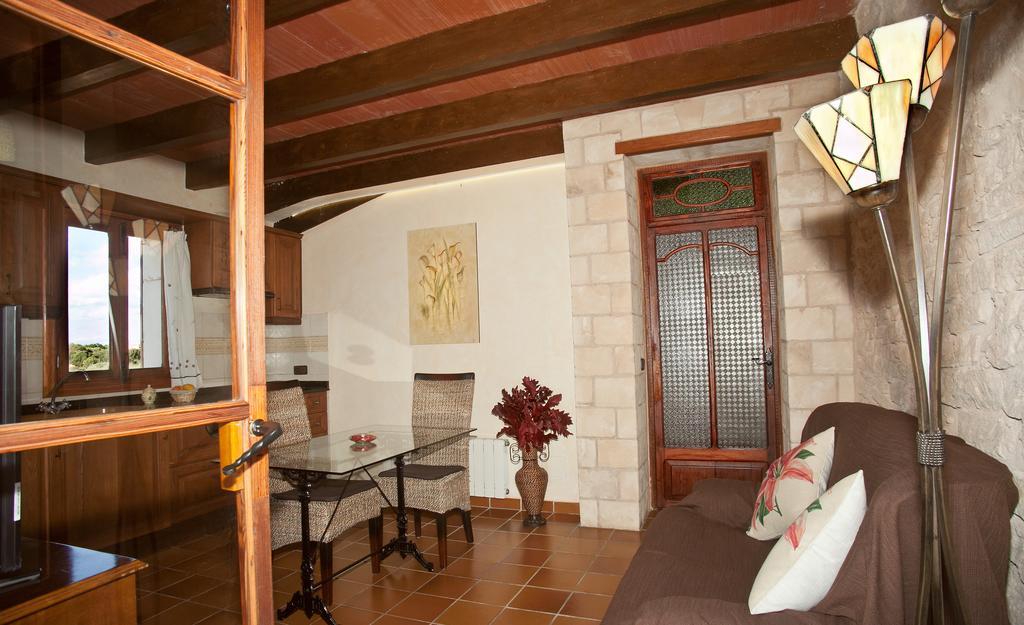 Finca Es Carbo Ses Salines  Kamer foto